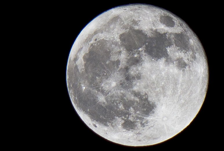 Moon, Planet and Star Meet in Night Sky This Weekend